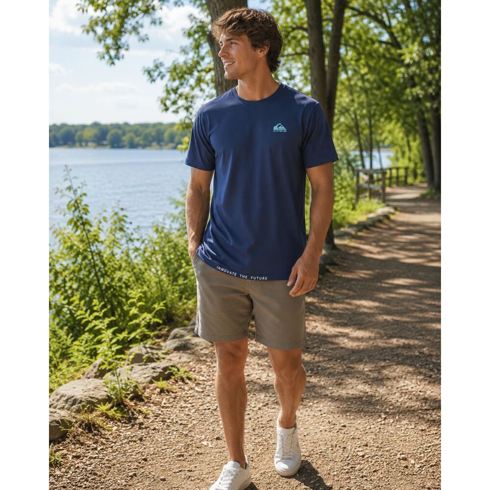 Quiksilver Mens Size Medium Blue T-Shirt DryFlight Performance Stretch Logo Tee